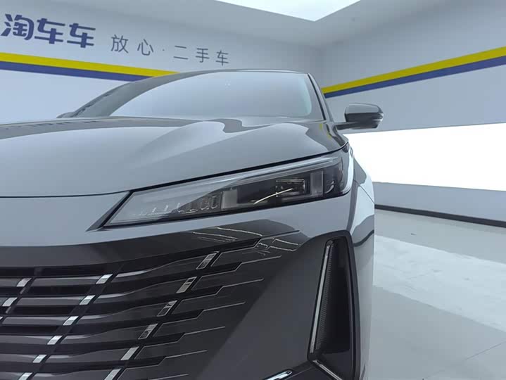 Фото 5 - Changan Eado Plus