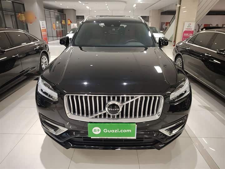 Фото 3 - Volvo XC90