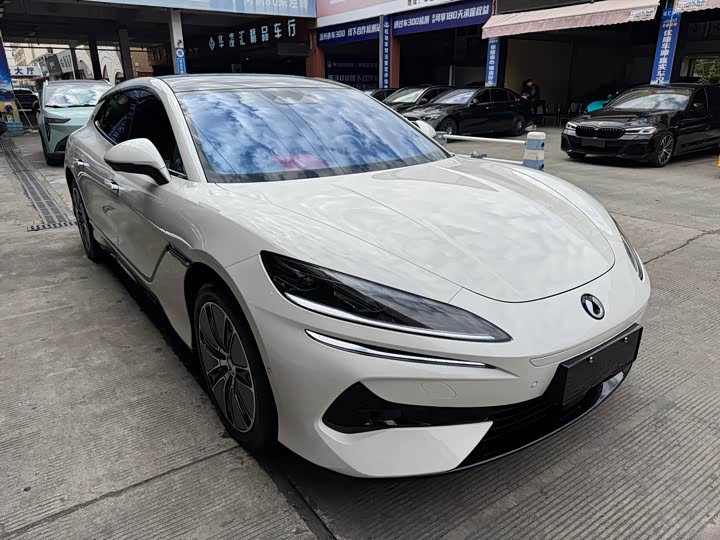 Фото 7 - Denza Z9GT