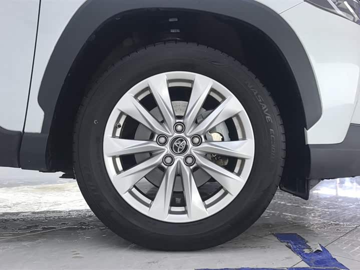 Фото 6 - Toyota Corolla Cross