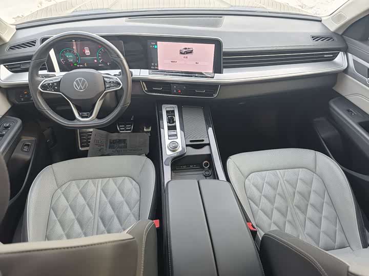 Фото 5 - Volkswagen Tavendor