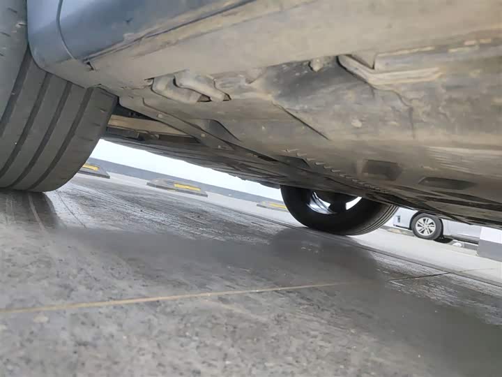 Фото 8 - Mercedes-Benz EQB