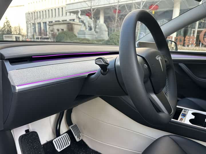 Фото 8 - Tesla Model Y