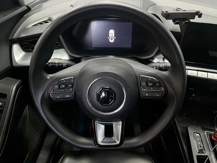 Фото 9 - MG Motor 5