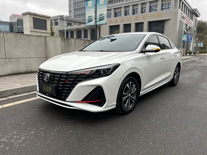 Фото 1 - Changan Eado Plus