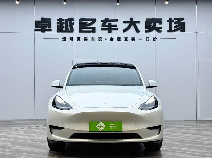 Фото 2 - Tesla Model Y