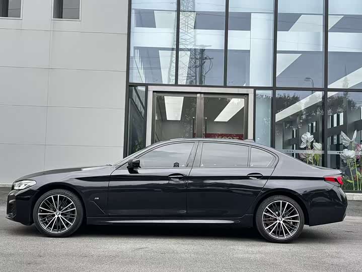 Фото 7 - BMW 5 Series