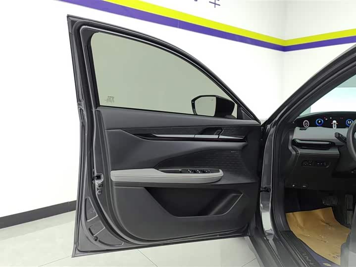 Фото 7 - Changan UNI-V