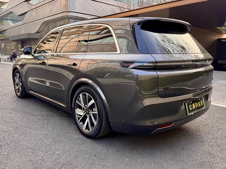 Фото 6 - LiXiang L8