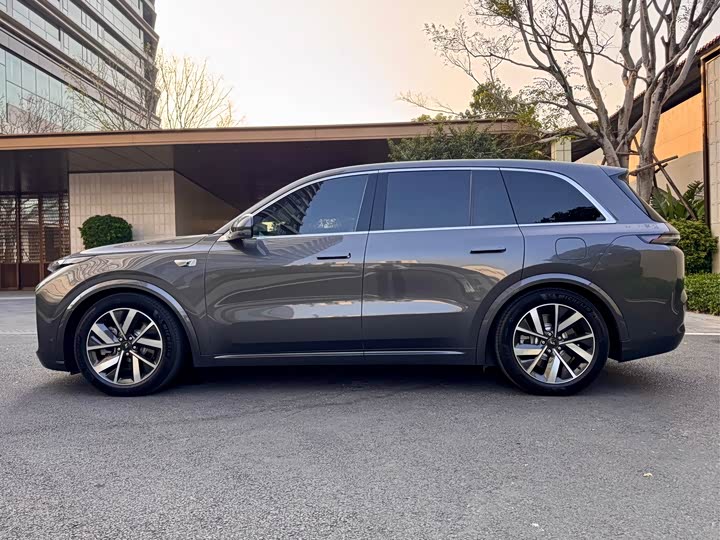 Фото 7 - LiXiang L8