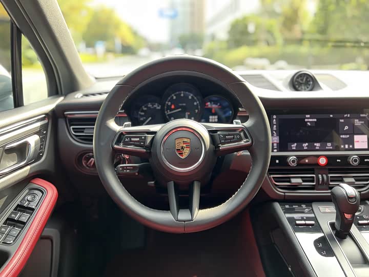 Фото 9 - Porsche Macan