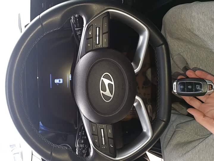 Фото 9 - Hyundai Elantra N line