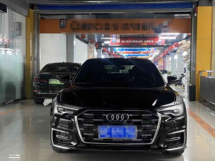 Фото 2 - Audi A6L