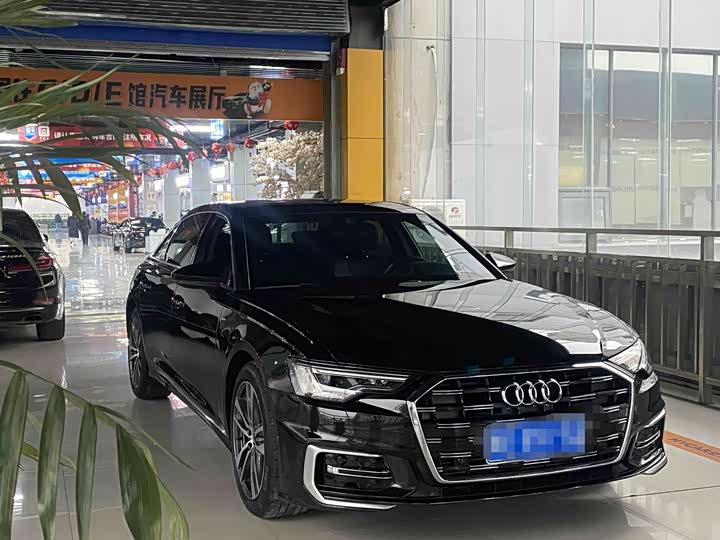 Фото 3 - Audi A6L