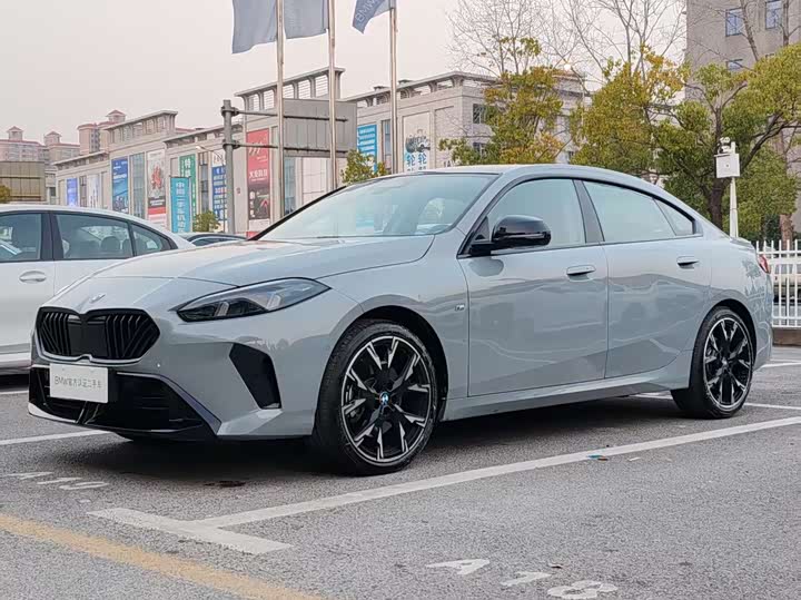 Фото 1 - BMW 2 Series