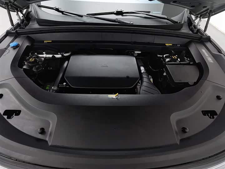 Фото 6 - LiXiang L9