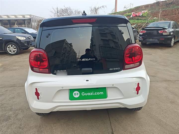 Фото 6 - Roewe Clever