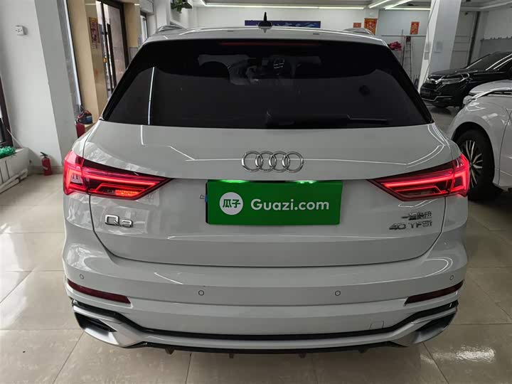 Фото 6 - Audi Q3