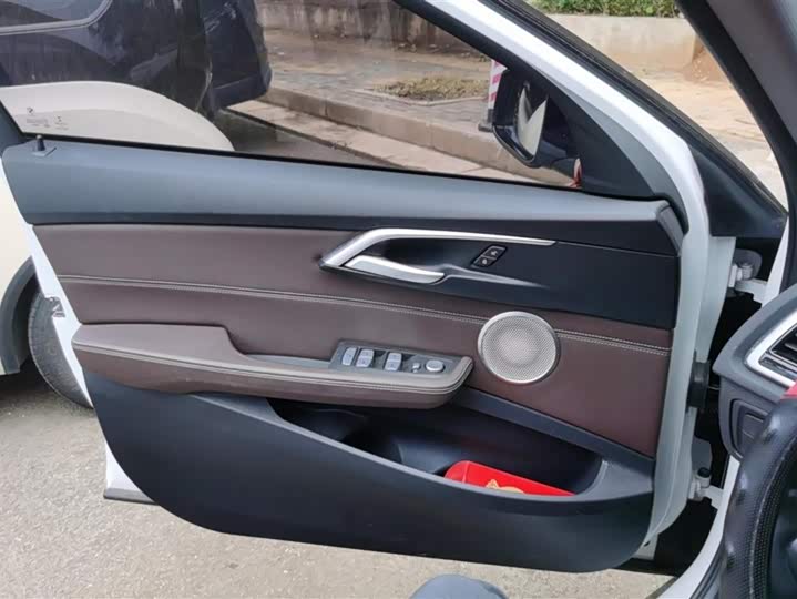 Фото 7 - BMW 1 Series