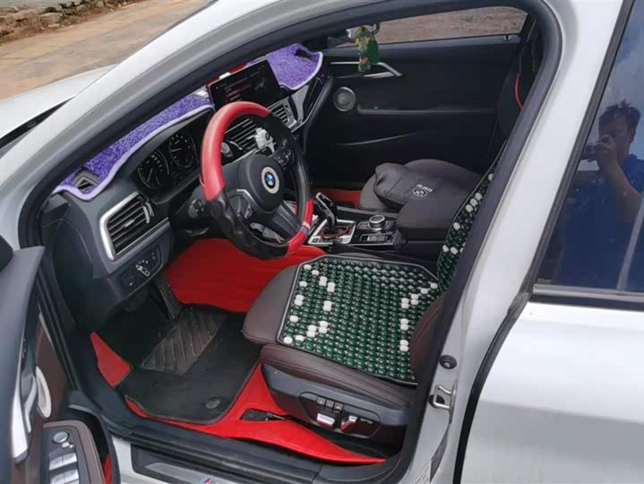 Фото 9 - BMW 1 Series