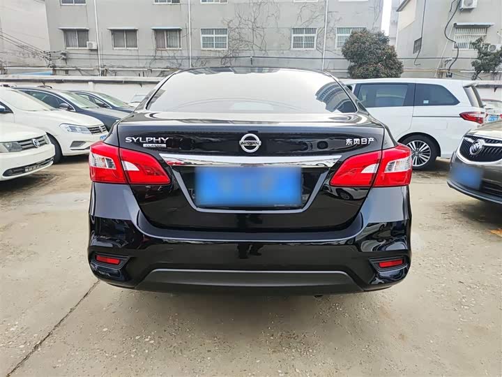 Фото 6 - Nissan Sylphy