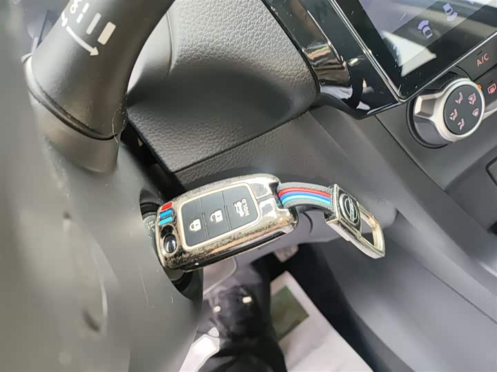 Фото 9 - Nissan Sylphy