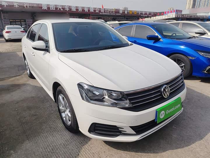 Фото 4 - Volkswagen Lavida