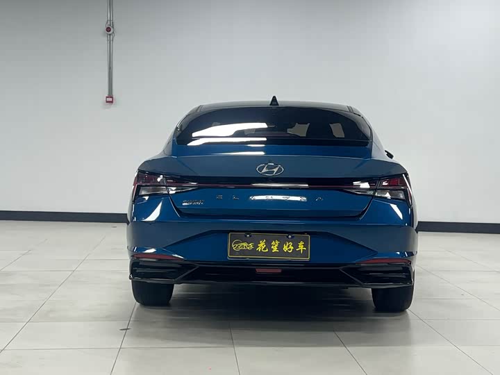 Фото 4 - Hyundai Elantra N line