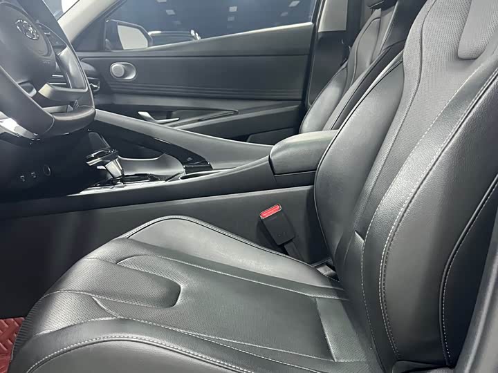 Фото 9 - Hyundai Elantra N line