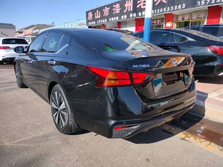 Фото 5 - Nissan Teana