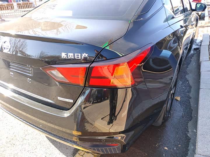 Фото 8 - Nissan Teana