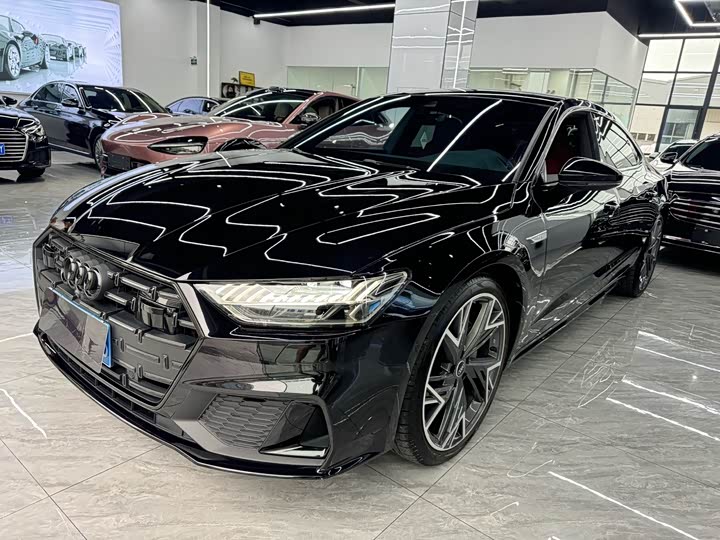 Фото 1 - Audi A7L