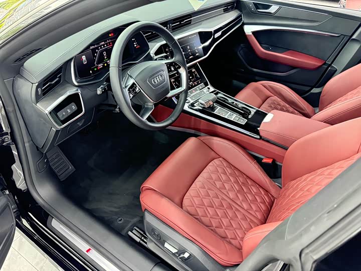 Фото 4 - Audi A7L