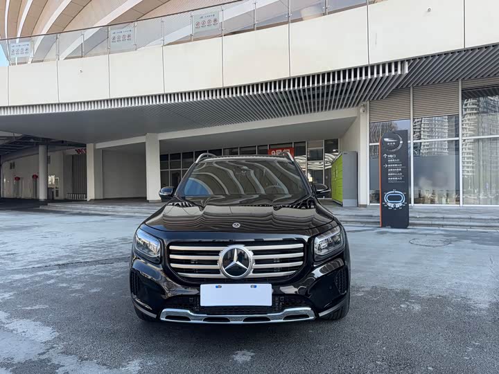 Фото 2 - Mercedes-Benz GLB-Class