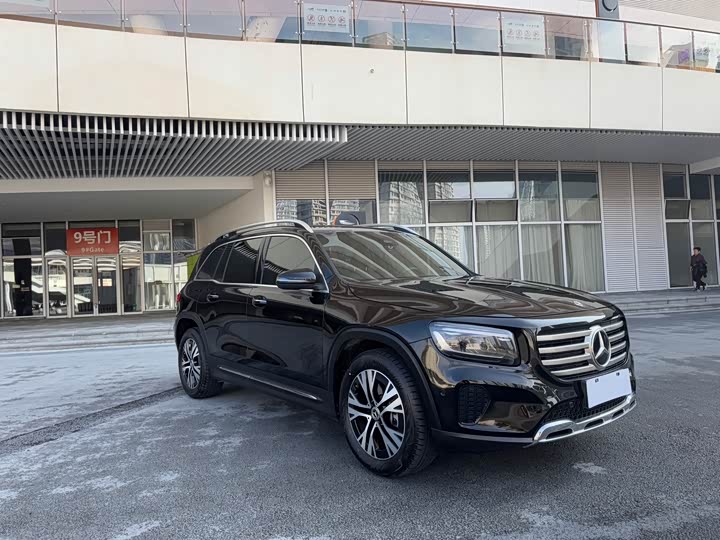 Фото 3 - Mercedes-Benz GLB-Class