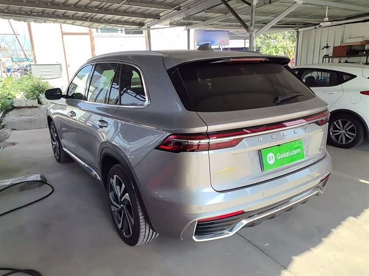 Фото 5 - Geely Monjaro