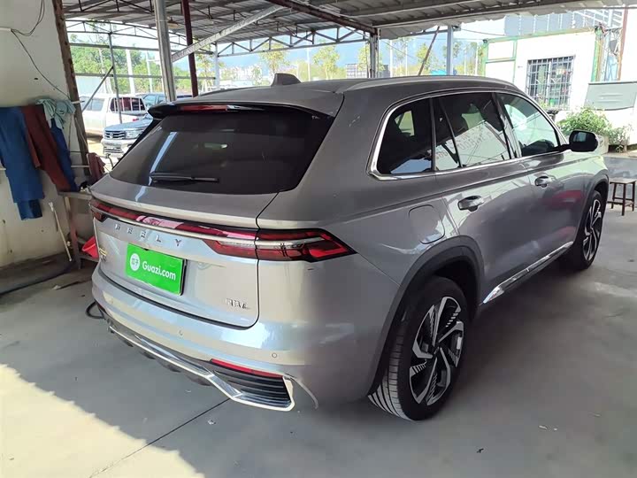 Фото 7 - Geely Monjaro