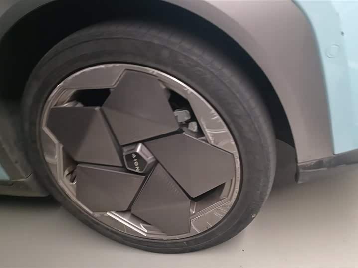 Фото 6 - GAC Aion Y