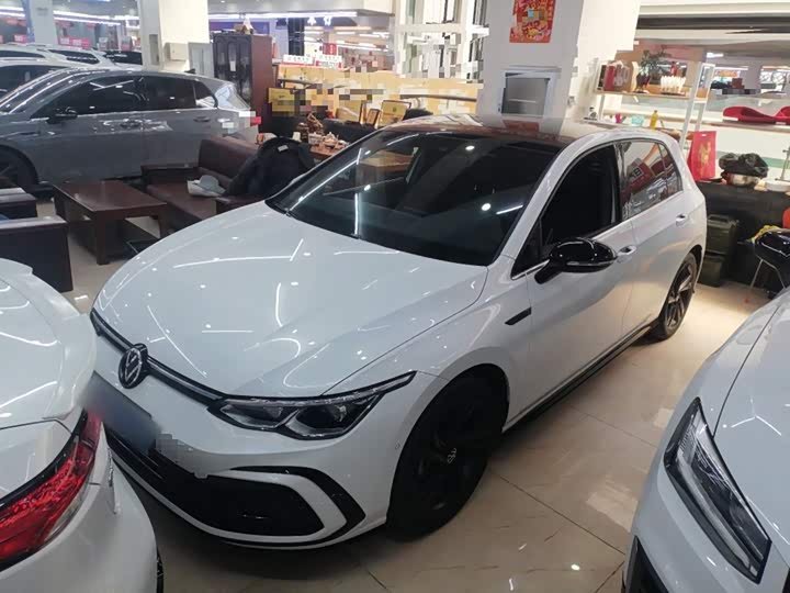 Фото 2 - Volkswagen Golf