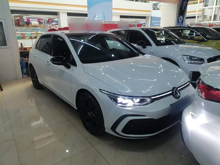 Фото 4 - Volkswagen Golf