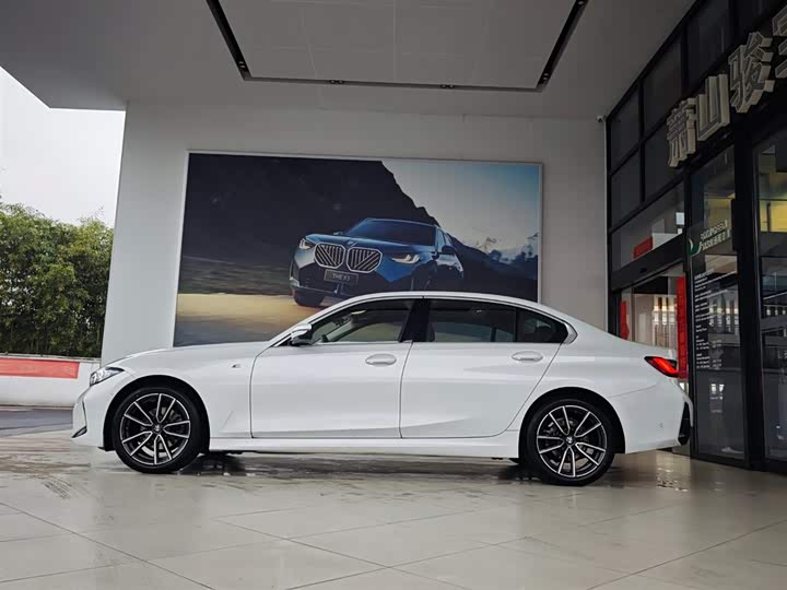 Фото 2 - BMW 3 Series