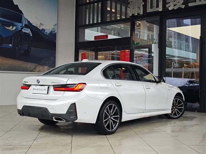 Фото 3 - BMW 3 Series