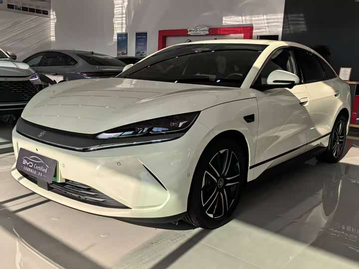 Фото 1 - BYD Qin L