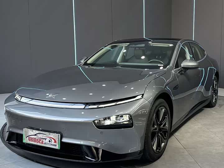 Фото 1 - XPeng P7