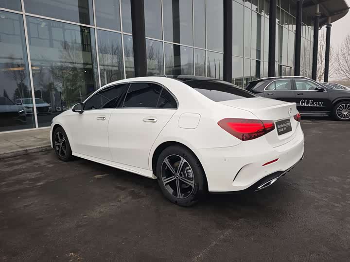 Фото 7 - Mercedes-Benz A-Class