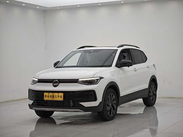 Фото 1 - Volkswagen Tharu