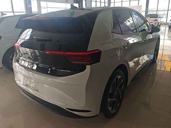 Фото 3 - Volkswagen ID.3