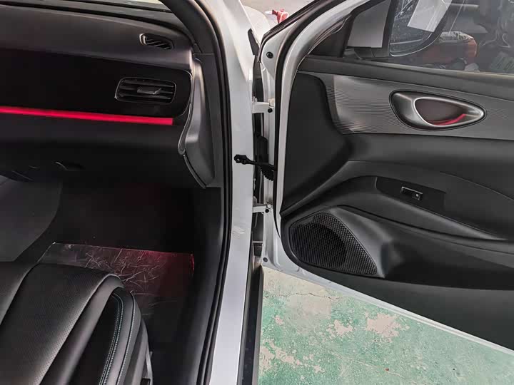 Фото 9 - BYD Seal 06 Hybrid/EV