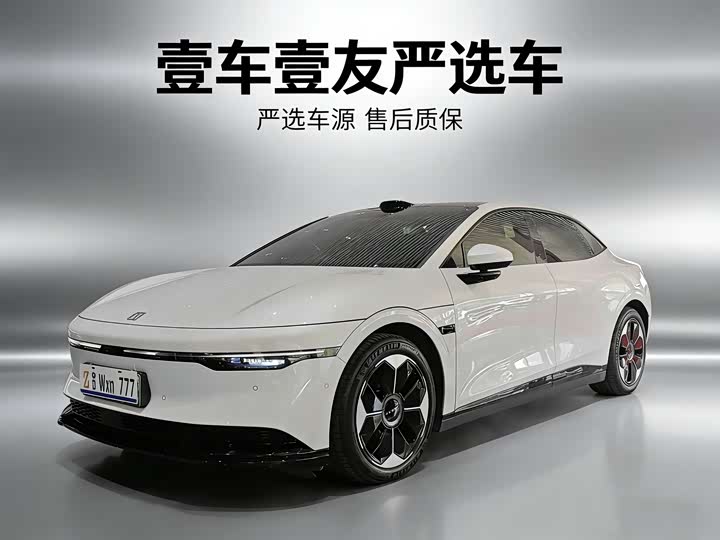 Фото 1 - Zeekr 007