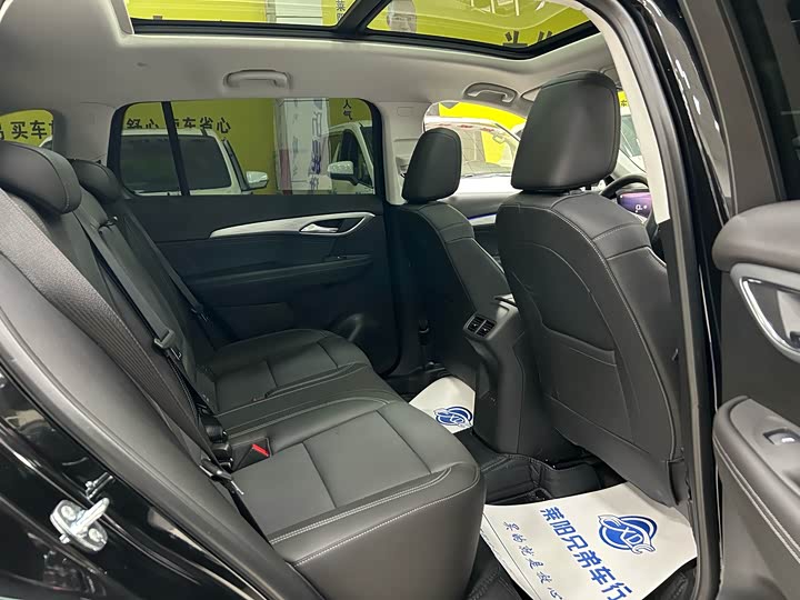 Фото 8 - Buick Envision Plus